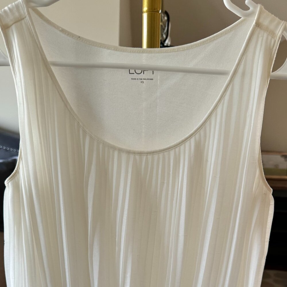 Loft accordion modal overlay blouse